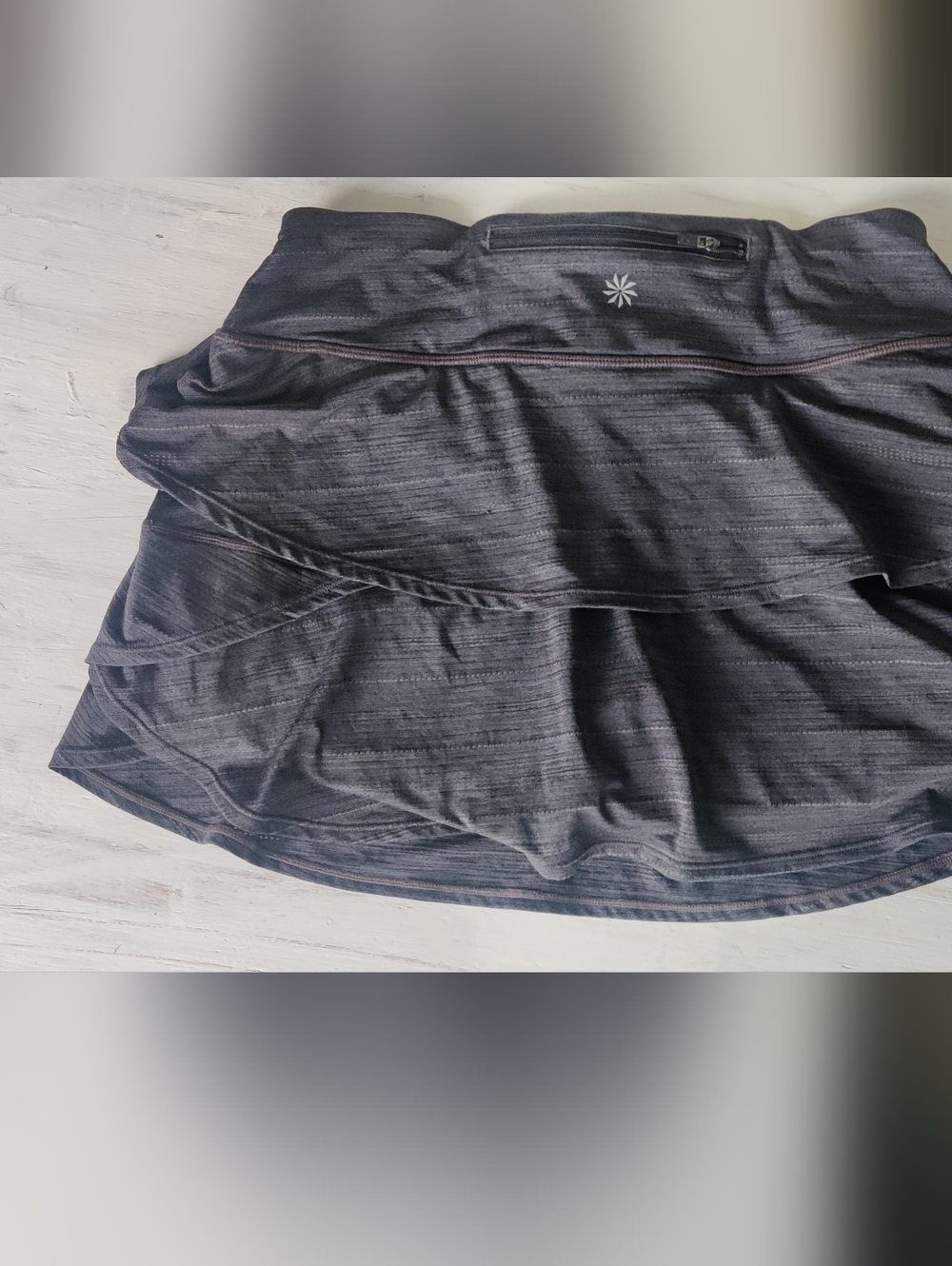 Athleta Gray Tiered Active Skort - Picture 3 of 9